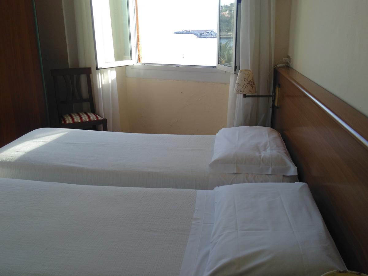 Albergo Bandoni Rapallo Exterior foto